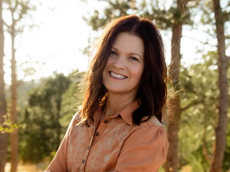 Dara Anderson Portrait